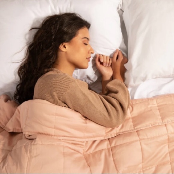 Luna Cotton Cooling Weighted Blankets
Quality Breathable 
Weighted Blankets - Picture 3 of 4